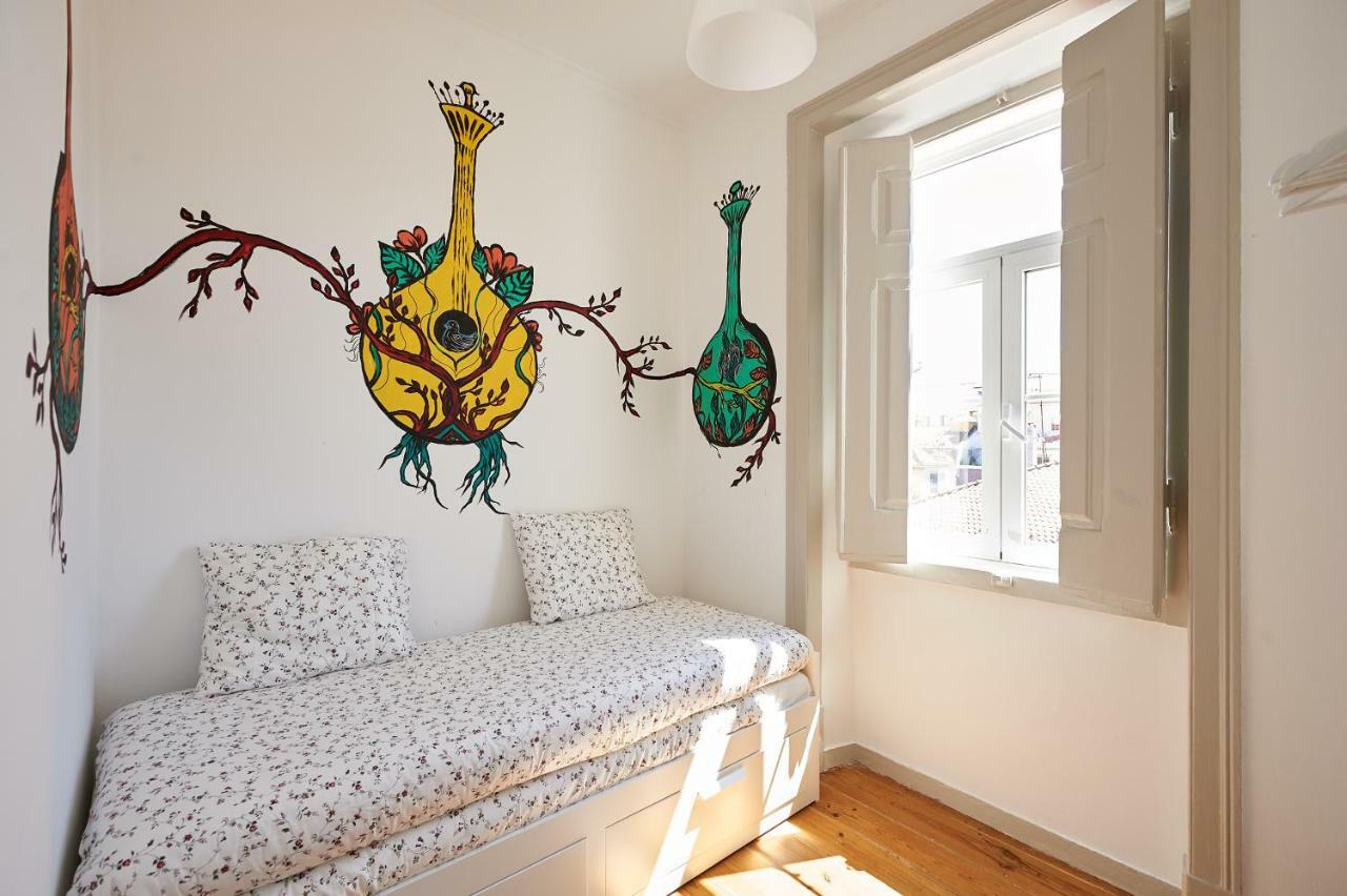 Love Inn Bairro Alto 4 Lisboa Exterior foto
